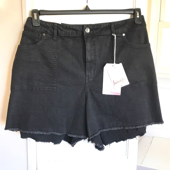 Women’s Plus Size 22 Shorts Denim Jean Black Relaxed Fit Shorts ALTAR’D STATE - Picture 1 of 16